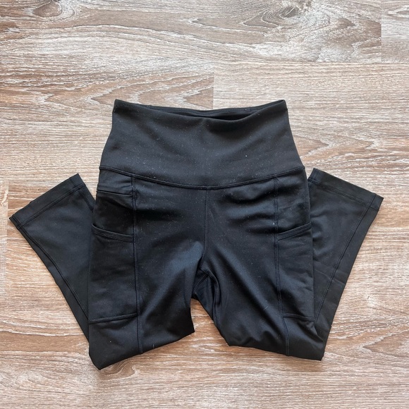 NWT Women’s Patagonia Lightweight Pack Out Crops 19”. Black. Size Small - Picture 2 of 8